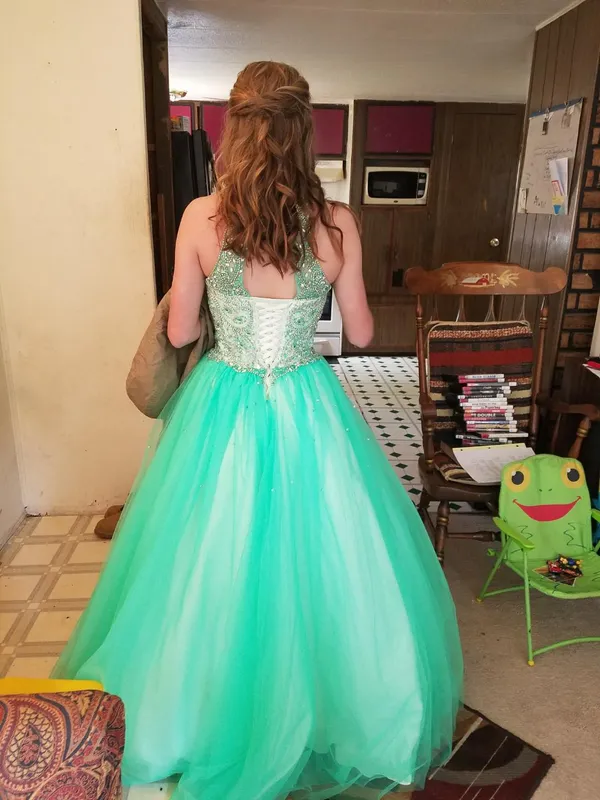 Green Prom Dress Size 0 - Image 2