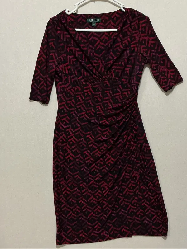 Lauren Ralph Lauren Red and Black V-Neck Midi Sheath Dress - Image 2