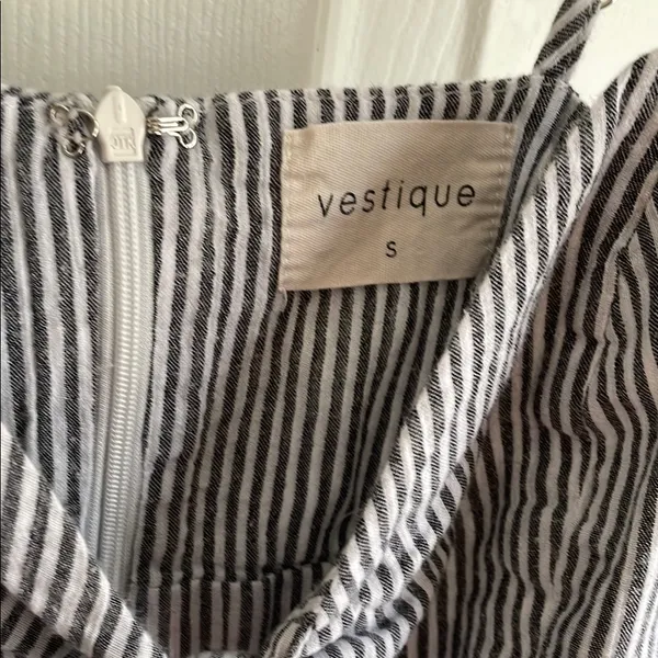 Vestique Blue and White Striped Mini Dress - Image 4