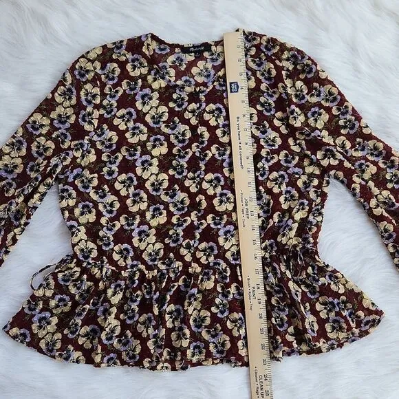 Madewell -565 Drawstring Ruffle-Hem‎ Top Blouse in Viola Floral Burgundy Medium - Image 8