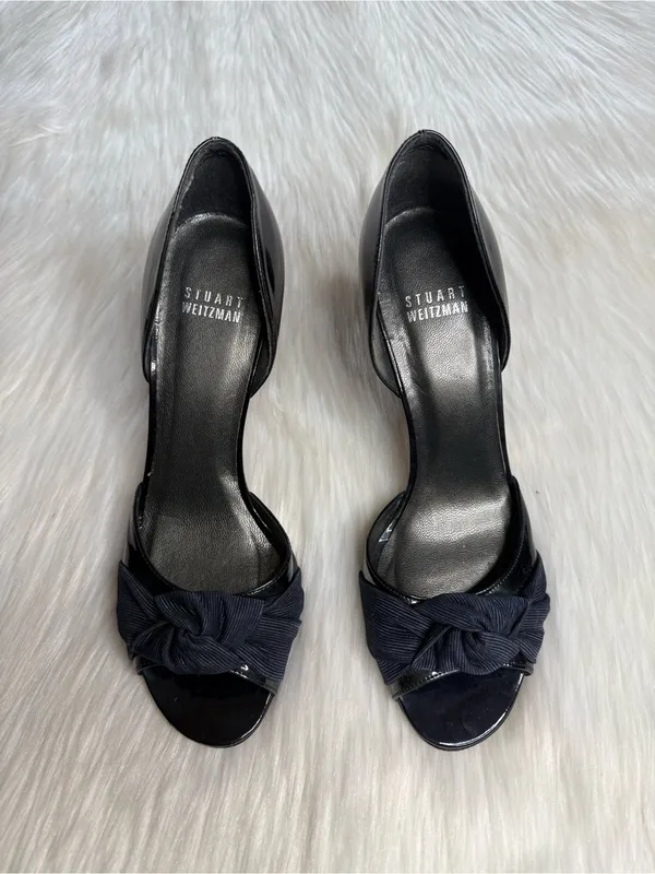 Stuart Weitzman Dark Navy Patent Leather Knotted Bow Heels - Image 2
