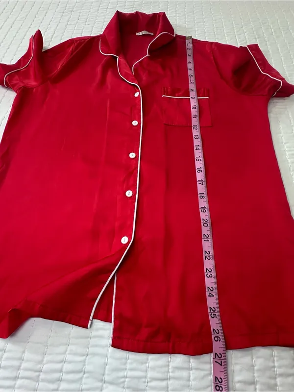Ekouaer Bedtime Stories Red Satin Short-Sleeve Pajama Set with White Piping in Size M - Image 4
