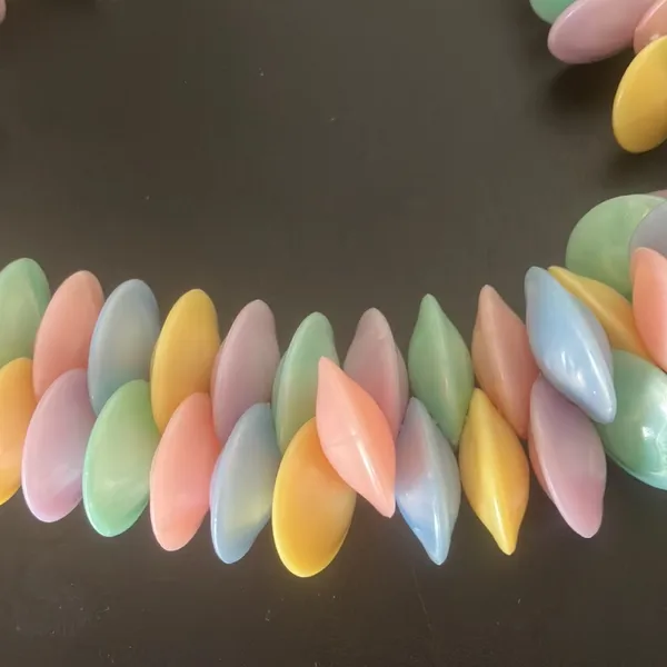FINAL MARKDOWN Summery vintage necklace - Image 2