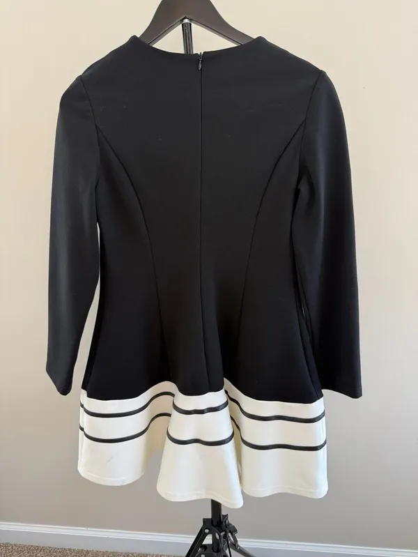 Black and White Contrast Hem Long Sleeve Mini Dress Size XL - Image 2