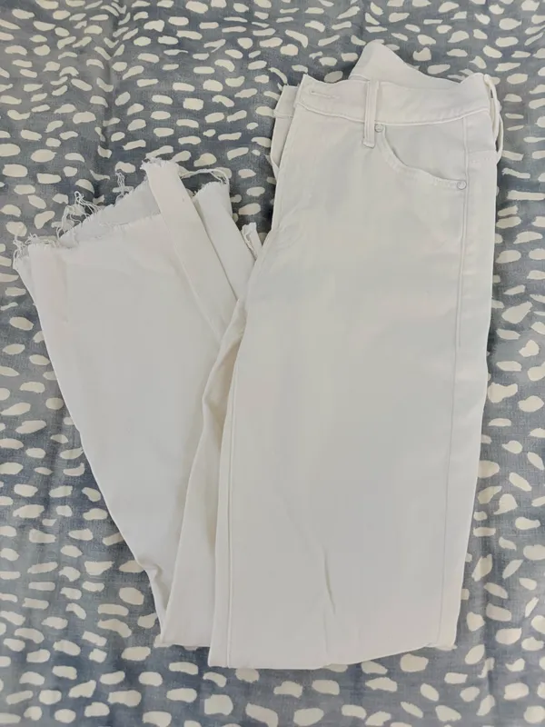 MOTHER Insider Denim Crop Step Fray Jeans White - Image 2