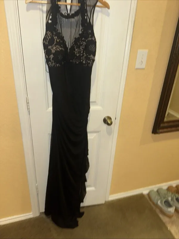 Betsy & Adam Black Lace evening dress 12 - Image 4