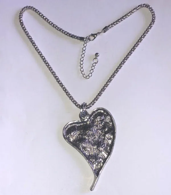 Silver Tone Retro Boho Heart Pendant Necklace - Image 5
