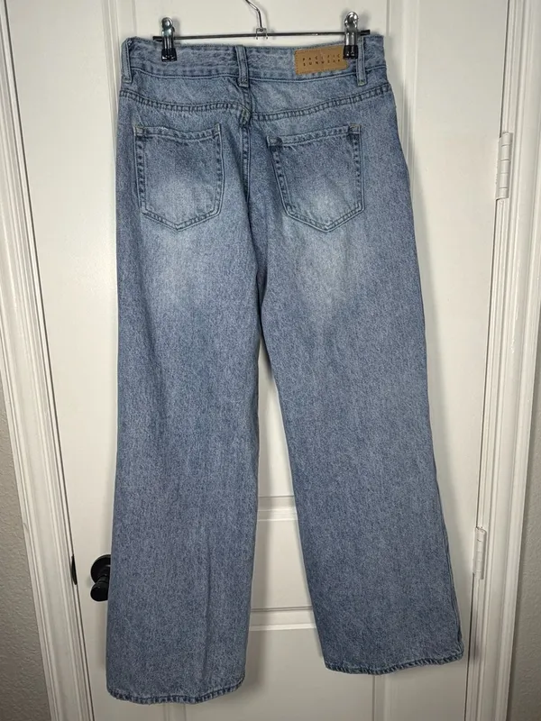 PacSun Low Rise Baggy Ripped Denim Jeans - Image 6