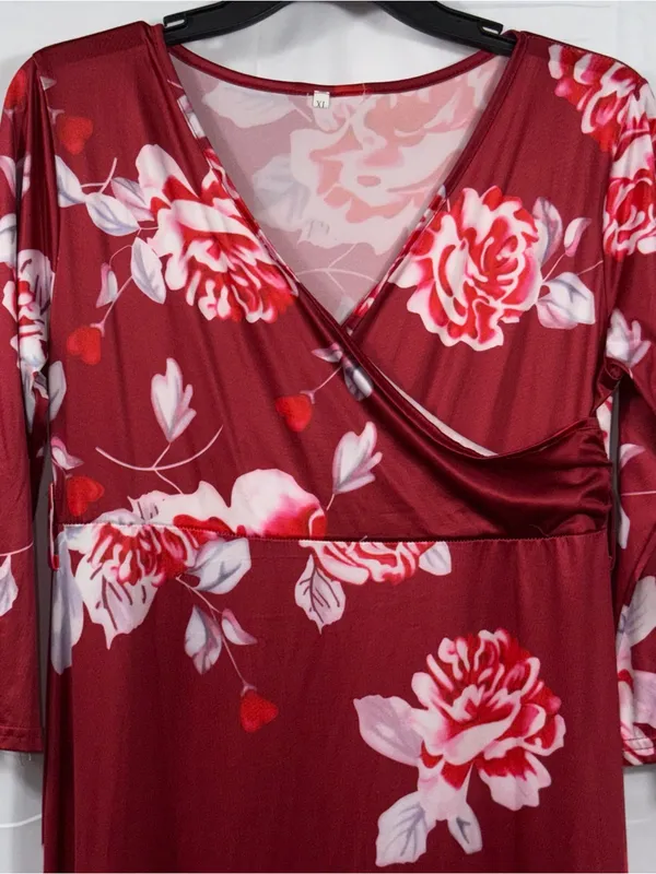 XL Floral Maxi Dress with V-Neck and 3/4 Sleeves - Image 2