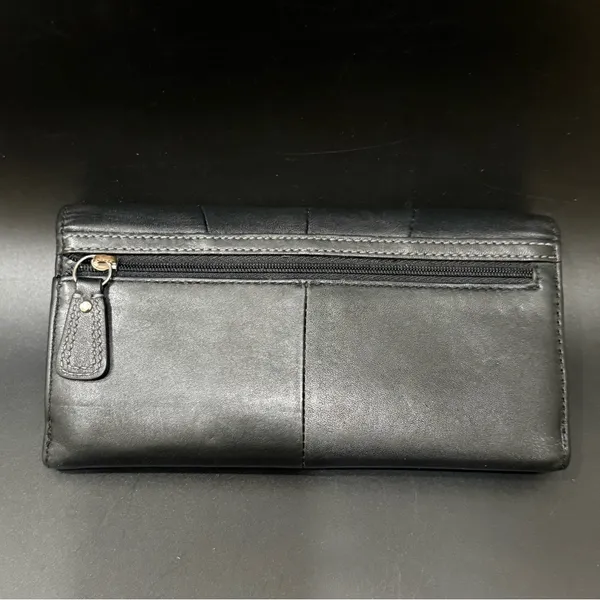 Vintage COACH Soho Black Leather Buckle Trifold Wallet - Image 2