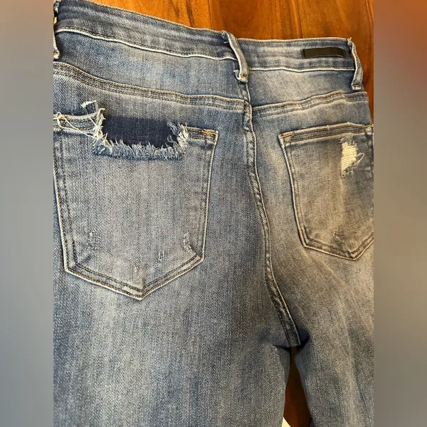 Risen Distressed Straight Leg Jeans - Image 7