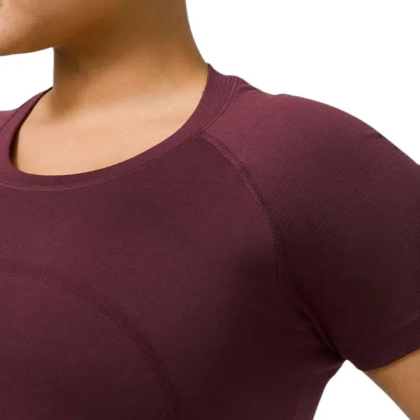 Lululemon Swiftly Tech Short Sleeve 2.0 Cassis - Image 5