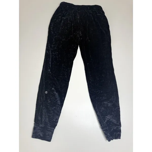 Lululemon Pants Womens 6 Black Velvet Joggers Elastic Waist Pockets Lounge - Image 2
