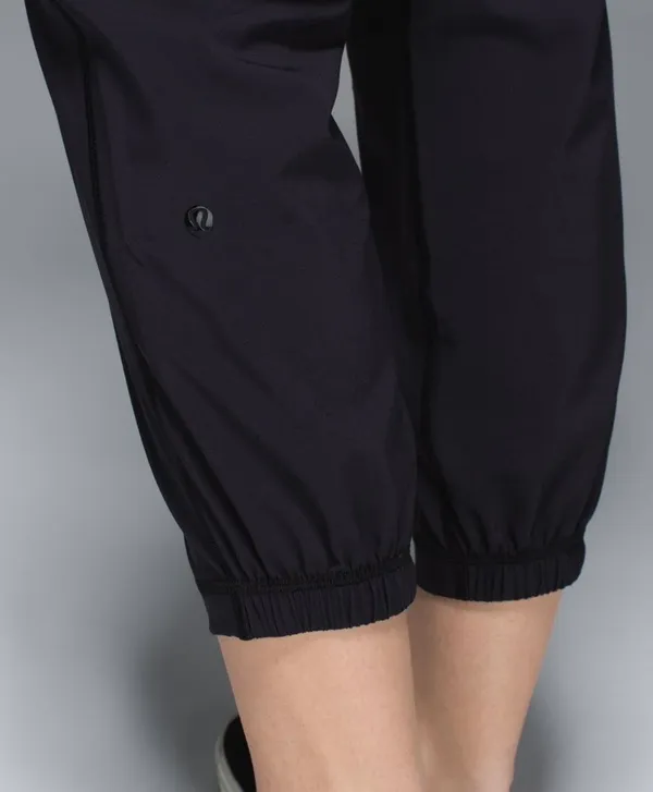 Lululemon Namaskar Crop Black 4 - Image 17