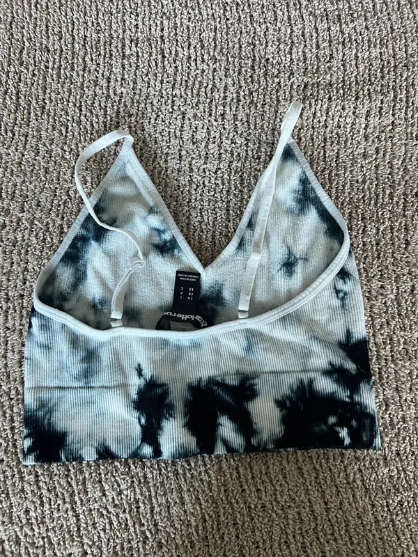 Charlotte Russe Stylish tie-dye bralette perfect for comfort and style. Features a unique black and white pattern. - Image 2