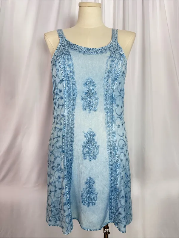 Sopogee Vintage Embroidered Chambray Dress Blue Rayon Sleeveless SizeLarge(1409) - Image 2