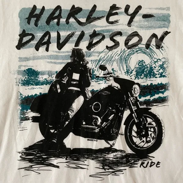 Harley Davidson Woman & Motorcycle Inscribed T-Shirt Nashville, TN Size Med A2 - Image 2