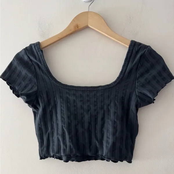 Aerie Offline Charcoal Gray Ribbed Square Neck Crop‎ Top Lettuce Hem - Image 3