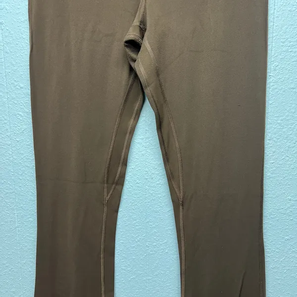Lululemon Flared Leg High Rise Leggings Womens 8 Activewear Yoga Pilates Gym - Image 3
