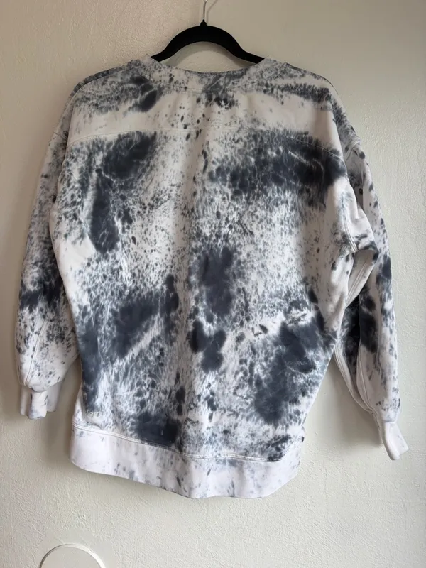 Lululemon perfectly oversized crewneck sweatshirt - Image 2