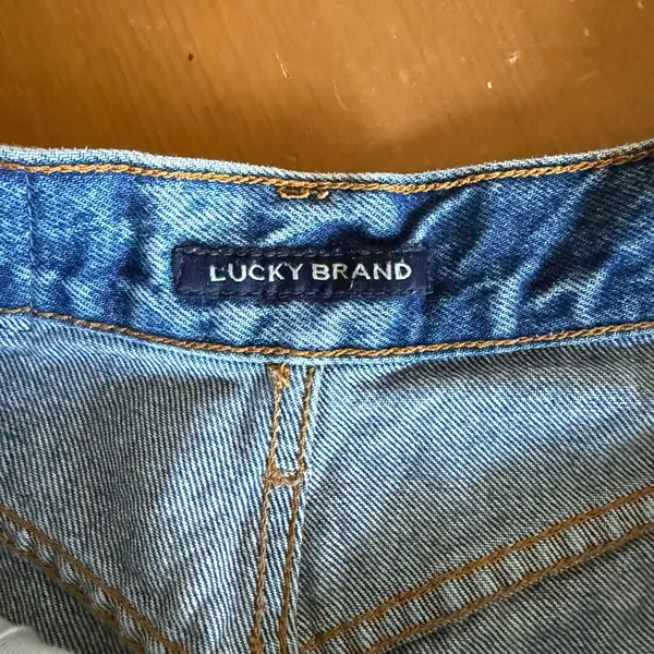 Lucky Brand travel short Denim Women's High-Waisted Shorts - Image 3