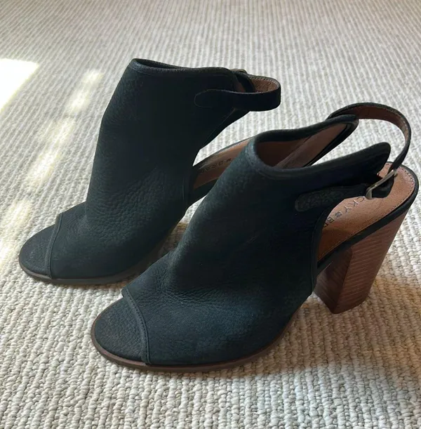 Lucky Brand Peep Toe Booties Block Heel 8 - Image 4