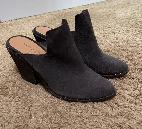 Chinese Laundry Heeled Mules - Image 2