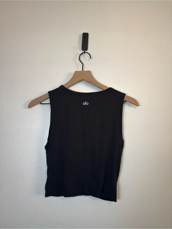 Alo Yoga Cover Tank - Image 5