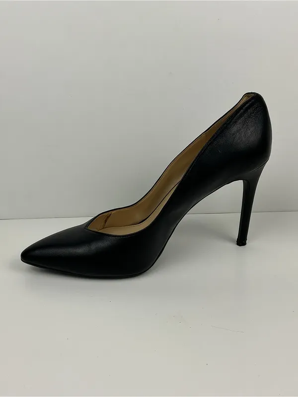 Pointed Toe Black Pumps Pointed Toe Size 8 Heels Jessica Simpson 4 inches - Image 4