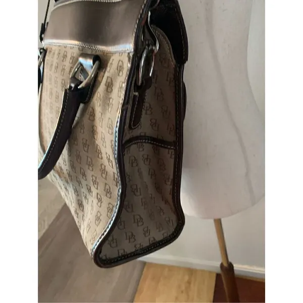 Dooney and bourke brown and tan handbag shoulder bag - Image 3