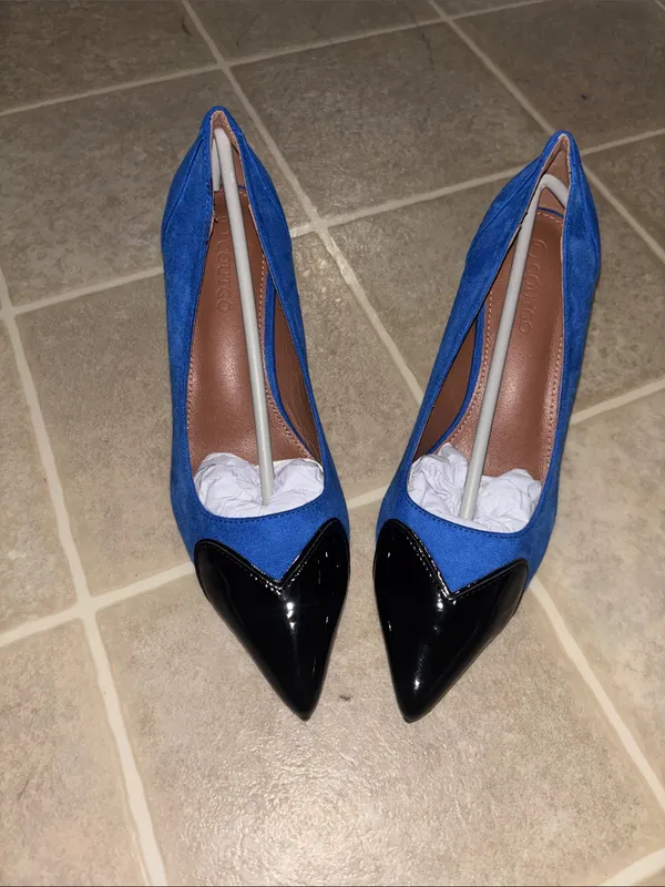 Elegant Blue Pointed-Toe Women's Heels with Black Cap - Image 3