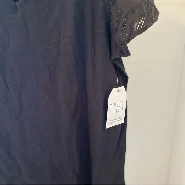 Time and Tru Blue Boxy‎ Short Sleeve Blouse - Image 2