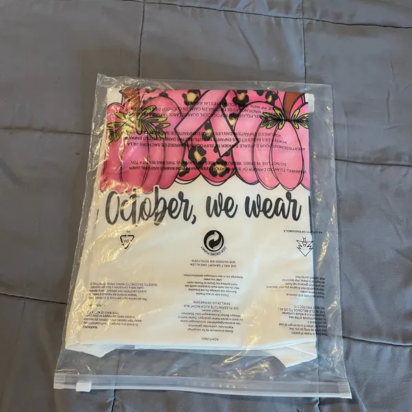 Breast Cancer shirt for October size XL new - Image 4