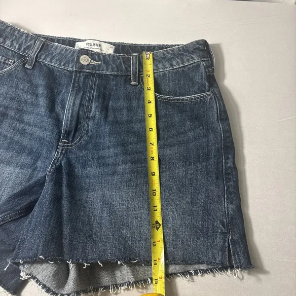 Hollister Women High Rise 5" Relaxed Cut‎ Off Blue Denim Jean Shorts Size 12 W31 - Image 6