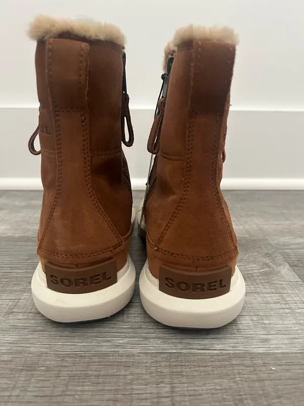 Sorel Waterproof Boots - Image 3