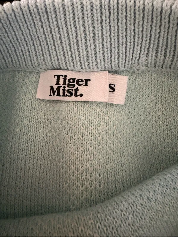 Tiger Mist Argyle Knit Mini Skirt in Light Gray and Cream - Image 2