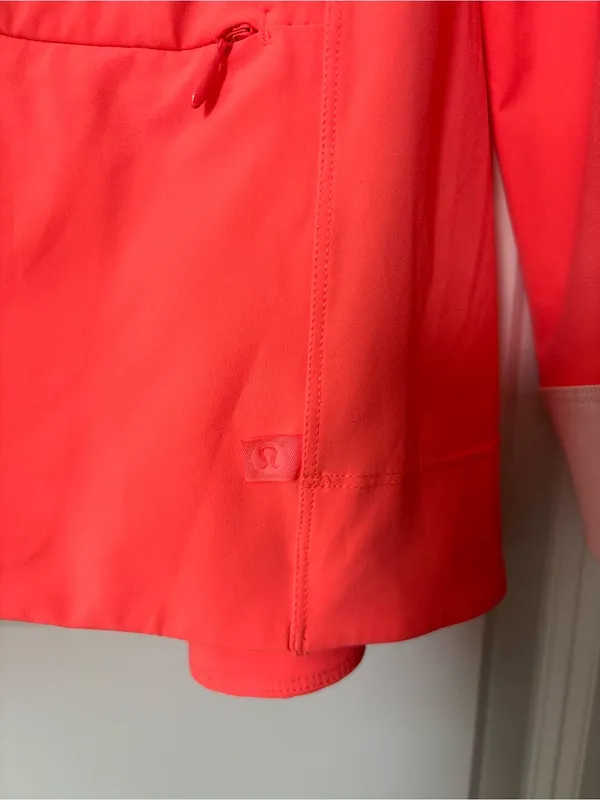 Lululemon Sun Showers Jacket - Image 5