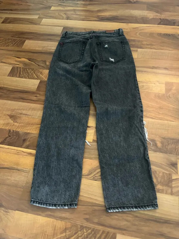 BDG Urban Outfitters black jeans - Image 3
