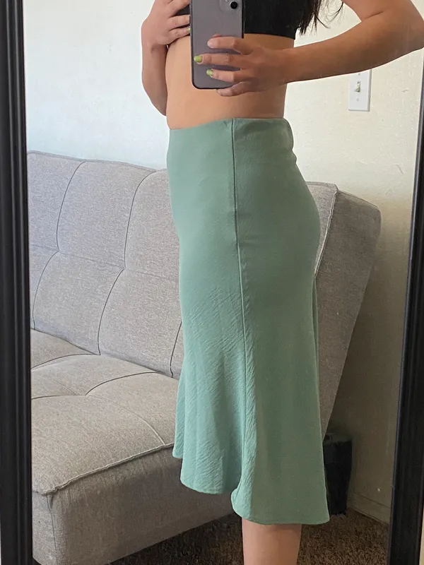 Green High Low Skirt - Image 4
