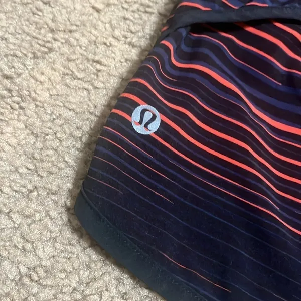 Lululemon‎ Speed Short 4-Way Stretch Twisted Dune Alarming Black / Black 8 - Image 6
