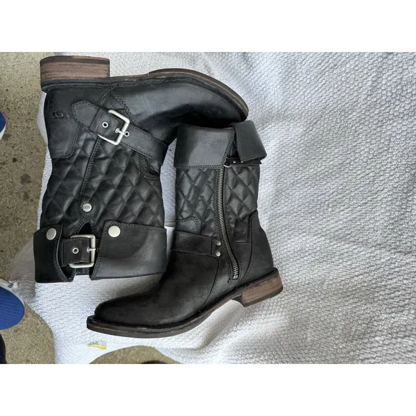 UGG Conor‎ Quilted Black Leather Australia Mid Moto Boots Size 6 Bike - Image 8