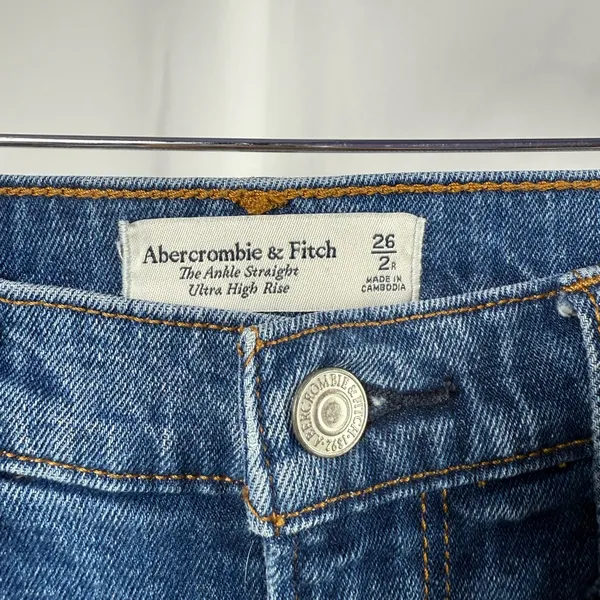 Abercrombie & Fitch Ultra High Rise Ankle Straight Jean in Blue Size 26 or 2‎ - Image 5