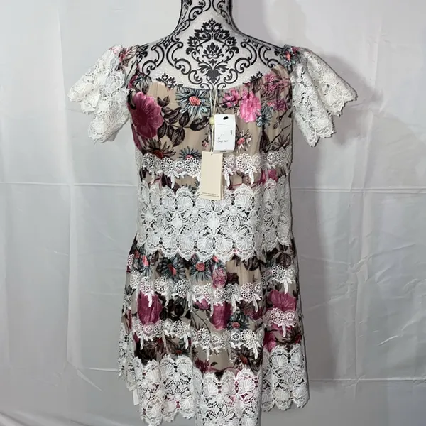 NWT!! For Love & Lemons Floral Silk Lace Cadence Boho Dress Size Medium - Image 4