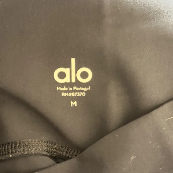 450 | Alo Yoga Airbrush Womens Medium Ripped Laser Cut High Waist Leggings Black - Image 6