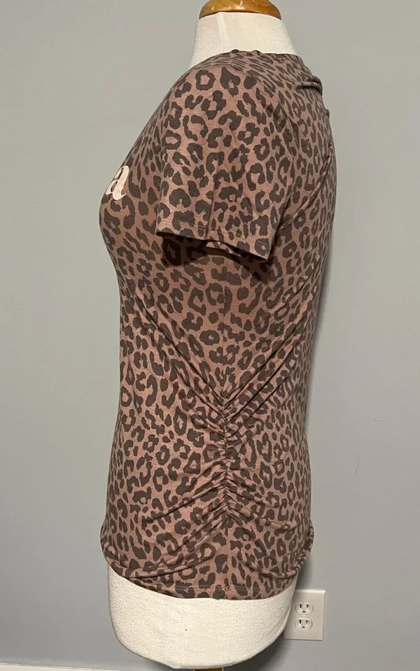 A Glow Maternity Animal Print Mama Love Tshirt - Image 3