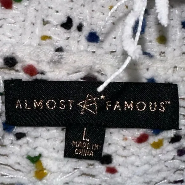 Almost Famous Cable Knit Cropped‎ Mockneck Sweater Large Confetti Distressed Hem - Image 4