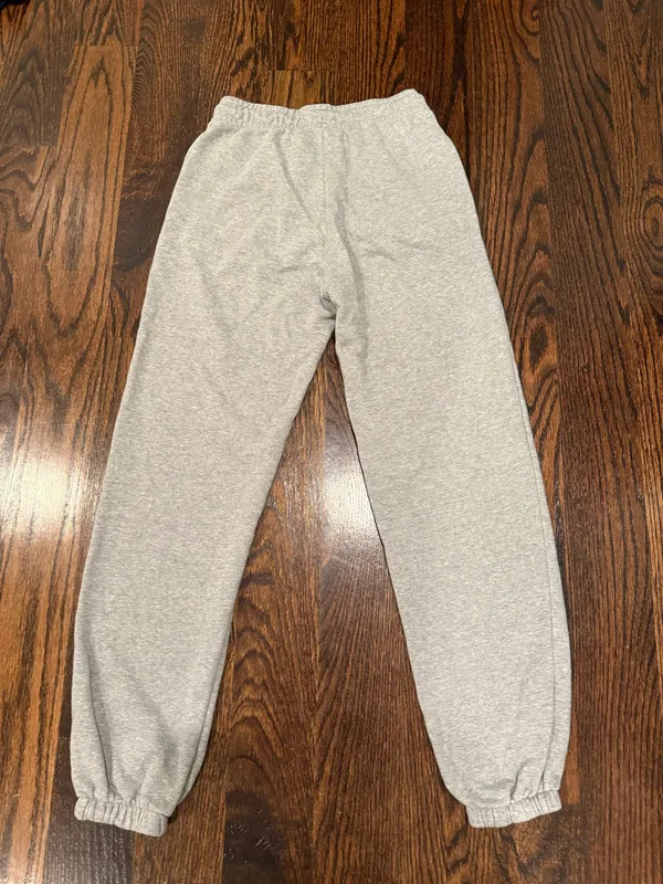 Nike Women’s Sweatpants - Image 2