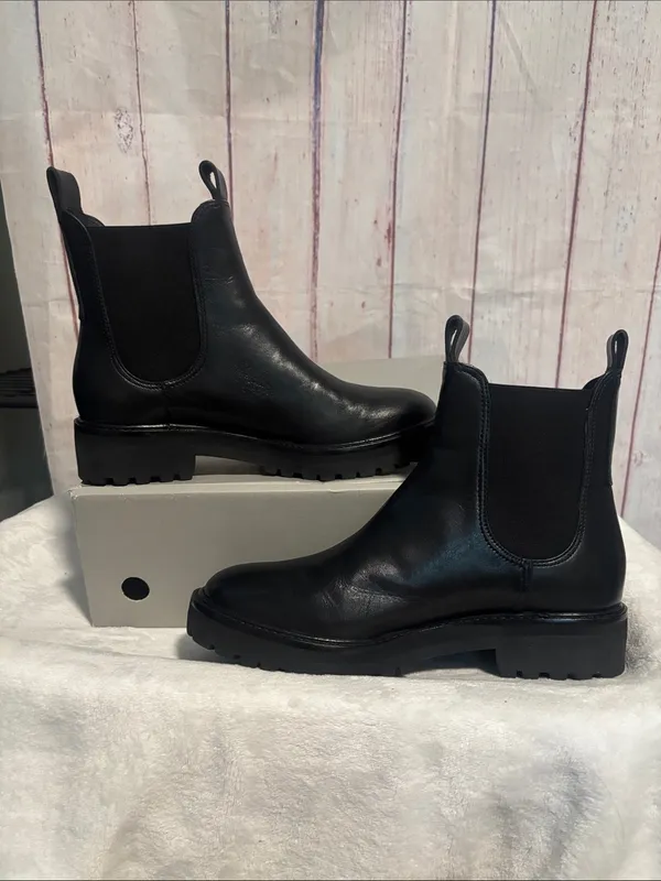 NIB Everlane The Lug Chelsea Boot - Image 8