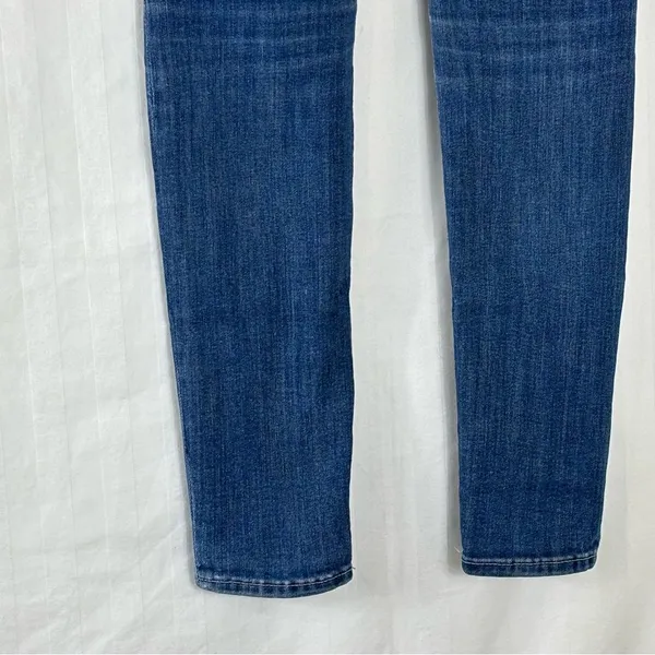Gap True Skinny Distressed Jeans Size 0 / 25R Medium Wash EUC - Image 7