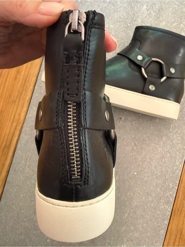 Frye Lena Harness Bootie Black Leather Platform Sneaker 8.5 NWOB - Image 9